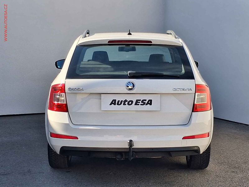 Škoda Octavia (2013) 1.6 TDi, Elegance, DSG, TZ - fotka 5 z 17