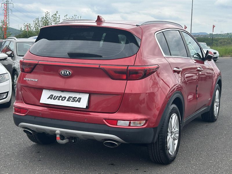 Kia Sportage (2017) 1.6 GDI, servis.kniha, AT - fotka 4 z 18
