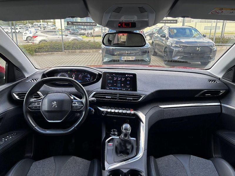 Peugeot 3008 ALLURE 1.5 BlueHDi 96 kW  - fotka 2 z 25