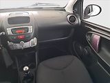 Peugeot 107 (2014) 1.0 - náhled 8
