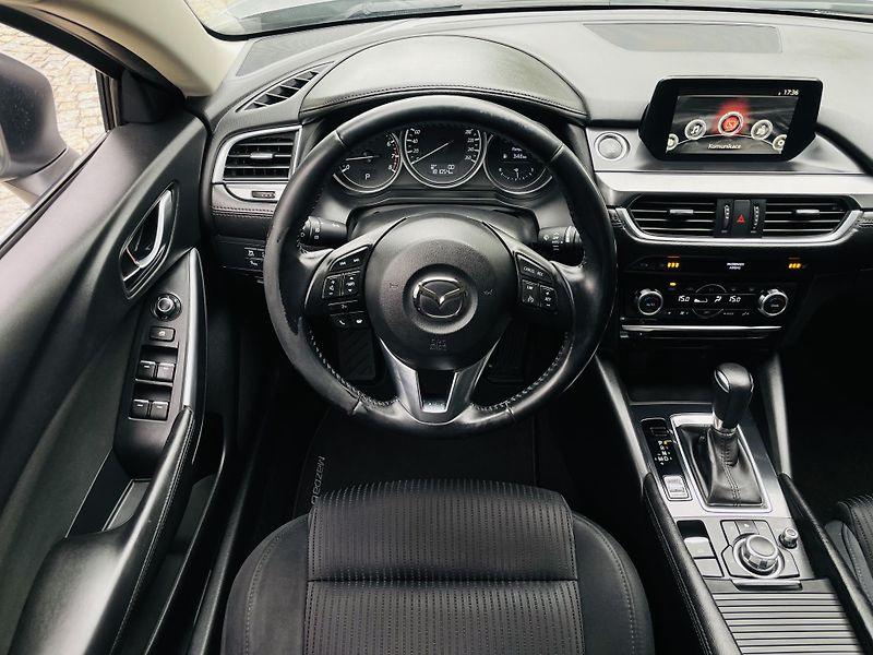 Mazda 6 2.0i AUTOMAT 1MAJITEL SERVISKA - fotka 24 z 45