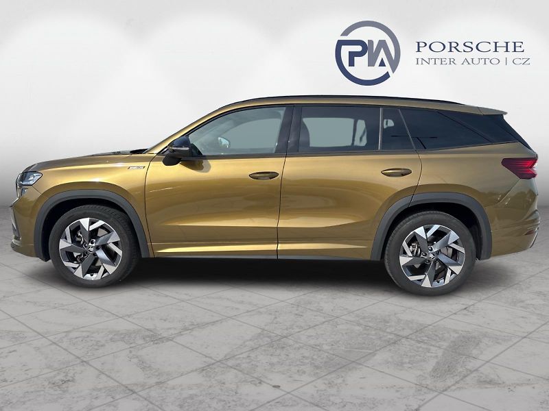 Škoda Kodiaq 2,0 TDI 142 kW SPORTLINE 4X4 D - fotka 4 z 30