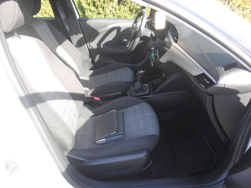 Opel Corsa 1.5CDTi,FULL LED,92000Km - fotka 17 z 38
