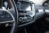 Mitsubishi Outlander 2.0 PHEV 4x4 - náhled 25