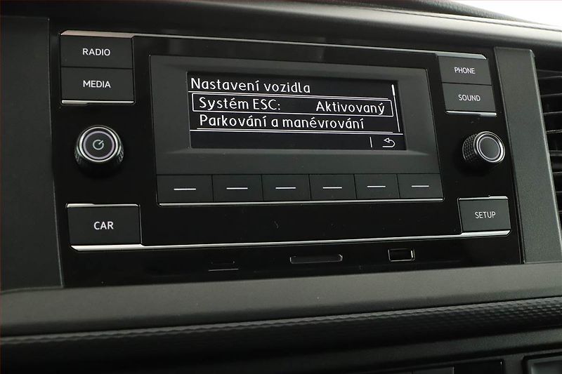 Volkswagen Transporter (2022) 2.0 TDI 4MOTION, Bus, 9Míst - fotka 14 z 16