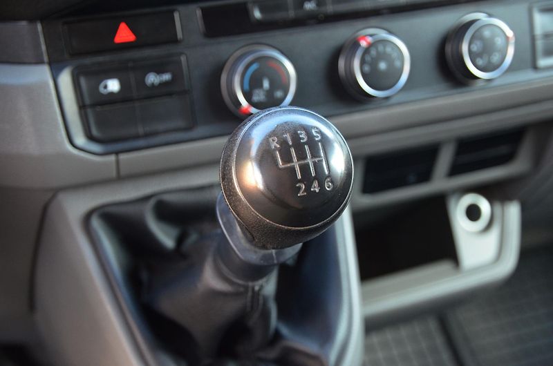 Volkswagen Crafter (2019) 2.0 TDi 103kW L2H2 KLIMATIZACE - fotka 24 z 29