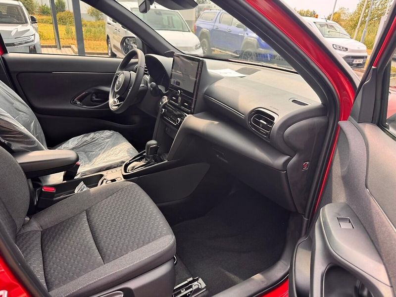 Toyota Yaris Cross 1.5 Style 4x2 - fotka 12 z 13