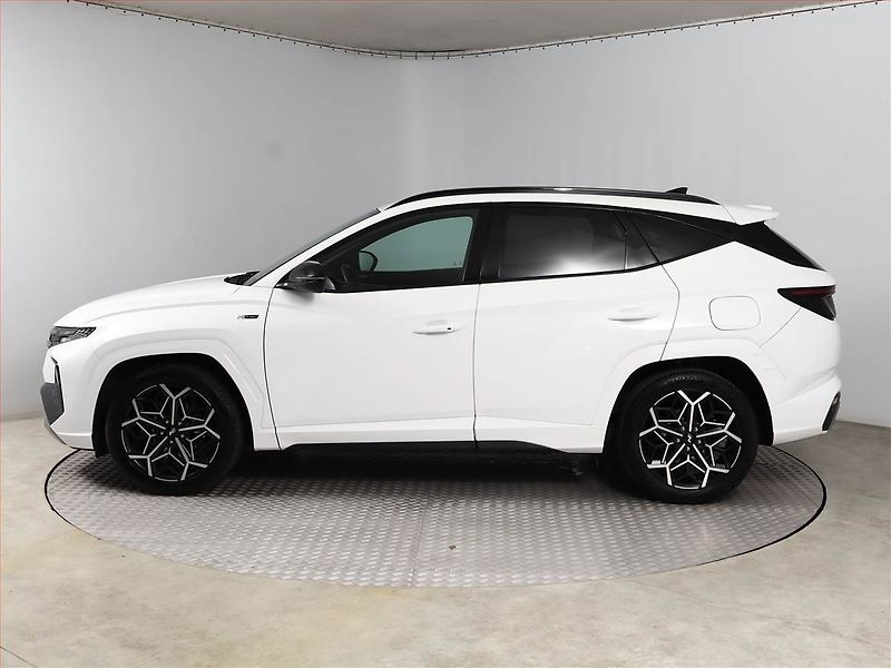 Hyundai Tucson (2023) N-Line 1.6 T-GDI 48V MHEV - fotka 3 z 19