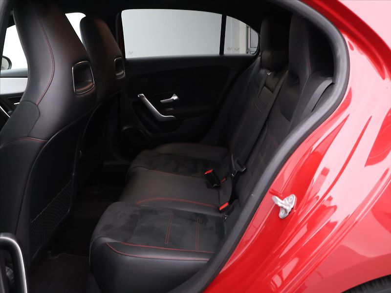 Mercedes-Benz Třídy A 1,5 180d 85kW Aut. CZ Navi - fotka 14 z 32