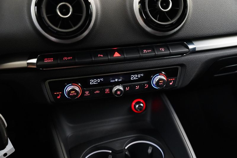 Audi A3 - fotka 19 z 22