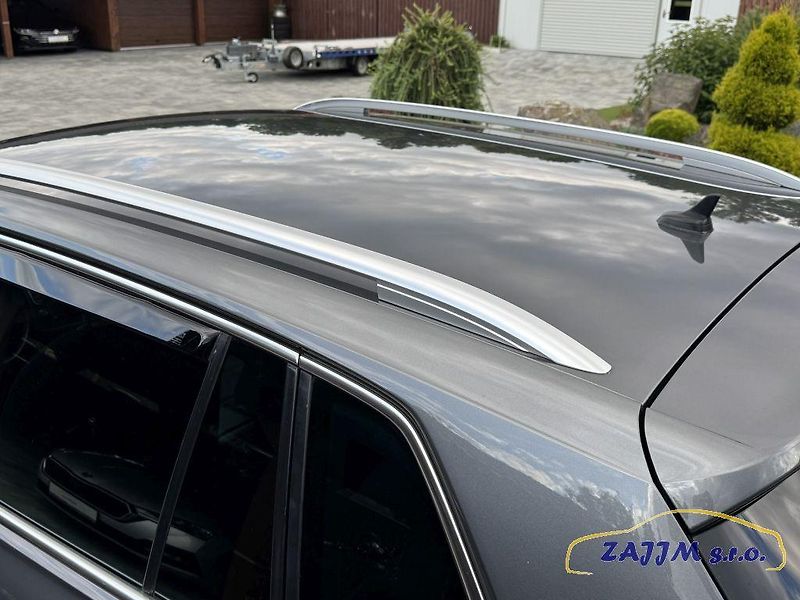 Volkswagen Tiguan 2.0TDI 4x4 + tažné, kamera - fotka 14 z 60