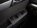 Volkswagen Sharan (2014) 2.0 TDI, 7 míst, Navi - náhled 18