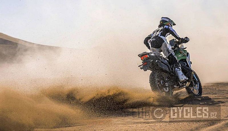 CFMOTO (2026) 1000 MT-X - fotka 24 z 26