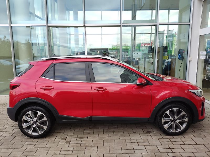 Kia Stonic (2019) 1.6. CRDi 81Kw PREMIUM  - fotka 2 z 15