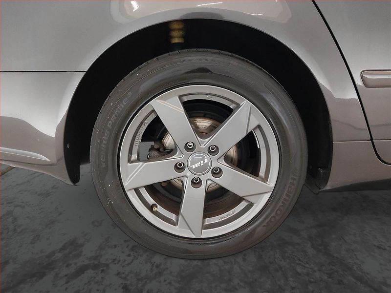 Audi A4 (2006) 2.0 TDI, Eko.zaplacen, po STK - fotka 14 z 17