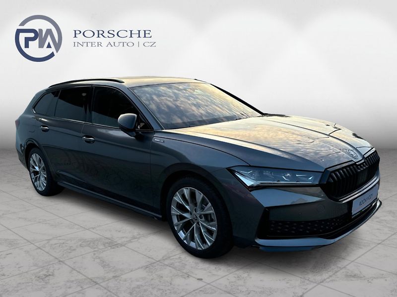 Škoda Superb Combi 2,0 TDI 4X4 SPORTLINE - fotka 8 z 21