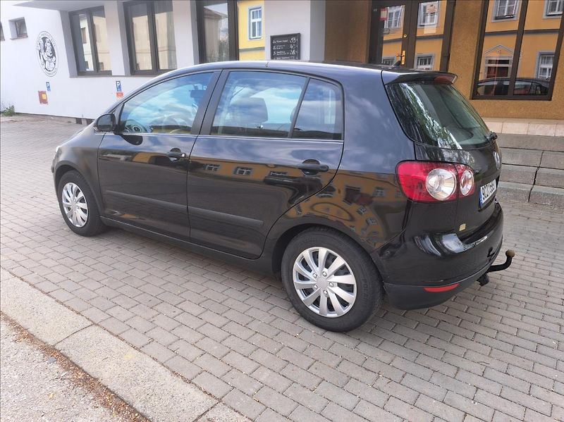 Volkswagen Golf Plus 1,6 FSI - fotka 6 z 36