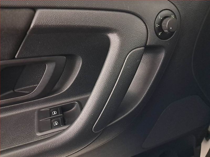 Škoda Fabia (2012) 1.2 TSI - fotka 17 z 17