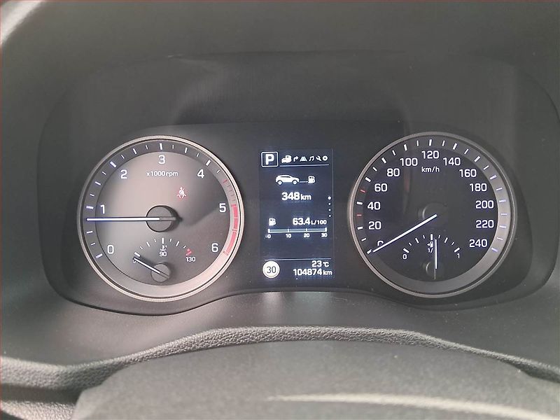 Hyundai Tucson (2016) 2.0 CRDi, 4X4, Automat, Navi - fotka 11 z 21
