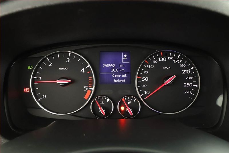 Renault Laguna (2011) 2.0 dCi, Serv.kniha, po STK - fotka 9 z 14