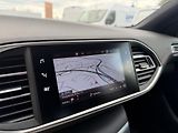 Peugeot 308 (2019) SW GT LINE 1.2 130k EAT8 - náhled 28