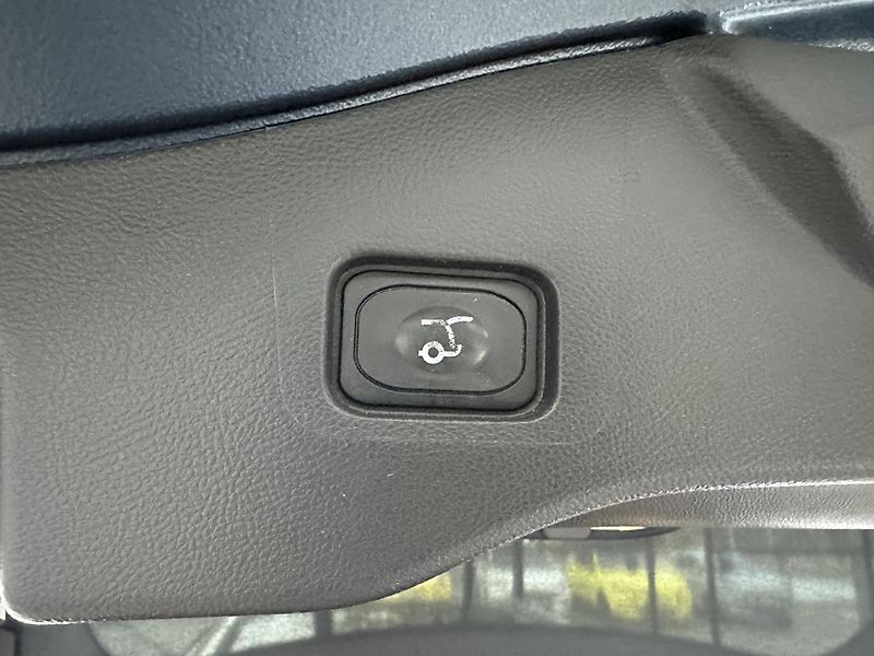 Ford Mondeo Titanium 2.0 EcoBlue 150k aut. - fotka 7 z 30