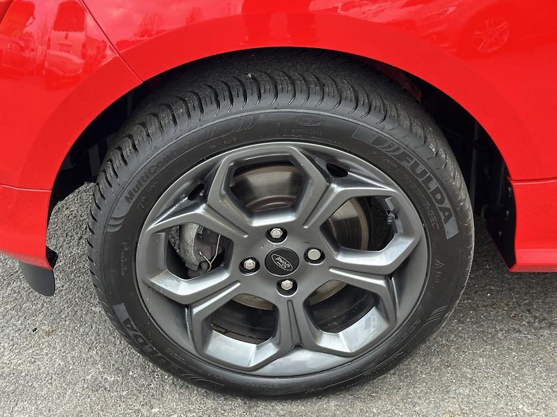 Ford EcoSport (2018) 1.0/92kW * ST-Line * Xenon - fotka 40 z 41