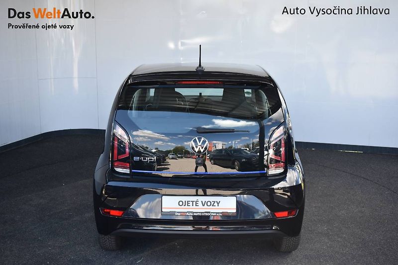 Volkswagen e-up! (2021) 61kW, TOP stav - fotka 9 z 20