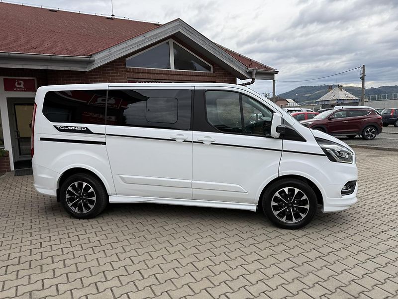 Ford Tourneo Custom (2018) SPORT - 2,0TDCi - 125kw - fotka 4 z 69