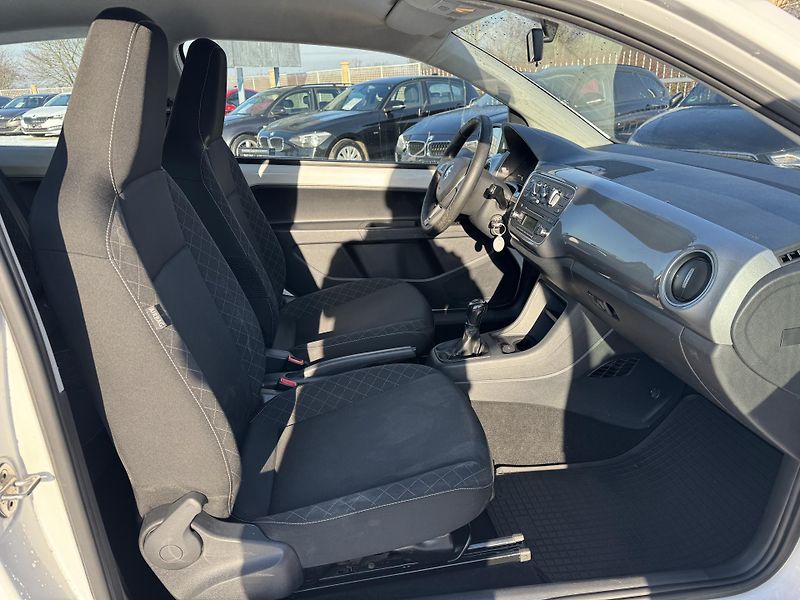 Škoda Citigo (2016) 1.0 MPi 50KW CNG  - fotka 16 z 18
