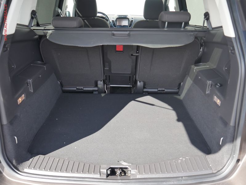 Ford Grand C-MAX (2019) 1.5 EB, 1.maj,ČR, servis - fotka 7 z 19