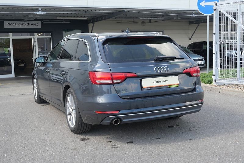 Audi A4 - fotka 4 z 6