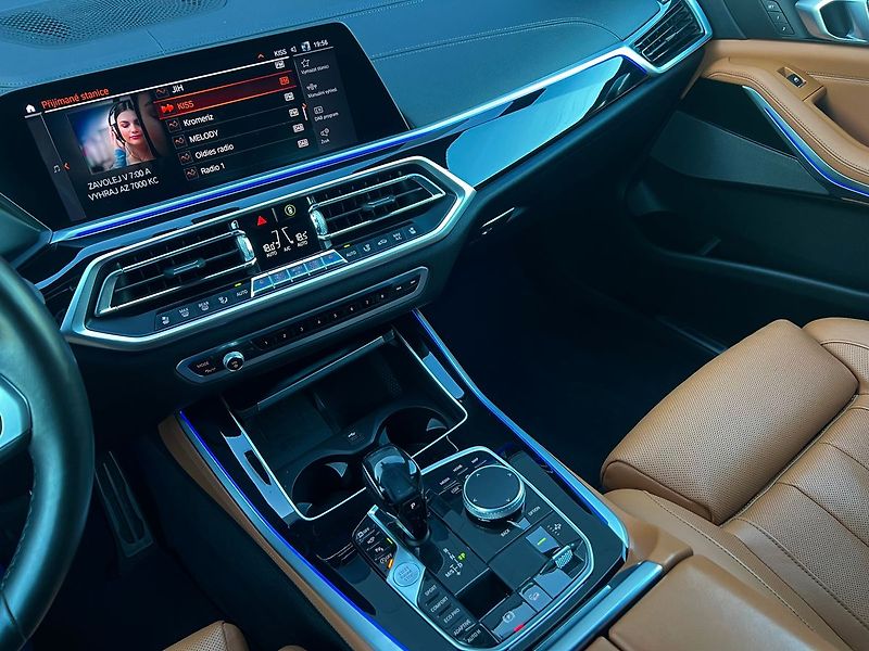 BMW X5 30D xDrive M-Sport-Panorama - fotka 55 z 71
