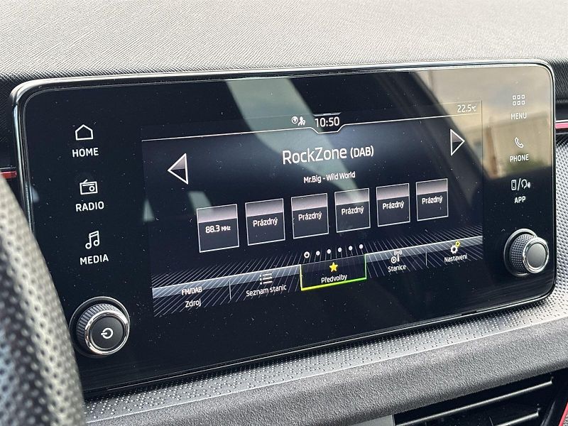 Škoda Scala (2024) 1.0 TSI Drive - fotka 12 z 31