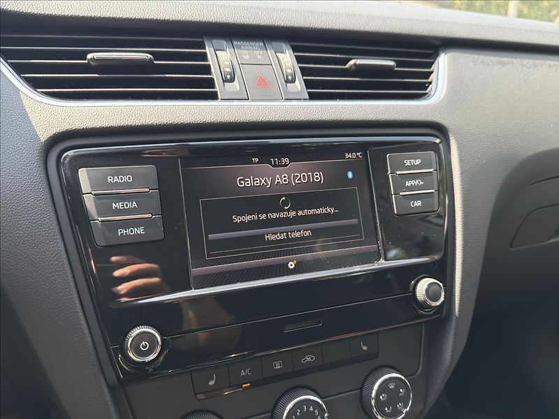 Škoda Octavia 1,6 TDi 85 Kw Ambition ČR DPH - fotka 19 z 30