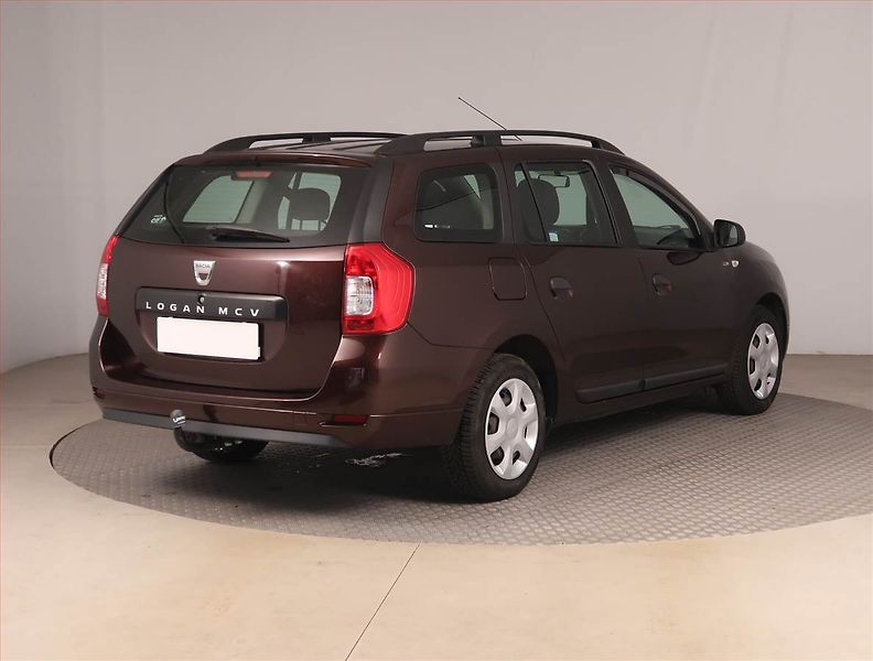 Dacia Logan (2016) 1.2 16V - fotka 5 z 14