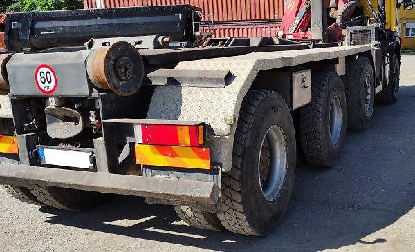 Volvo (2007) 8x6 kovo 54/32t E5 Terberg+HR - fotka 17 z 20