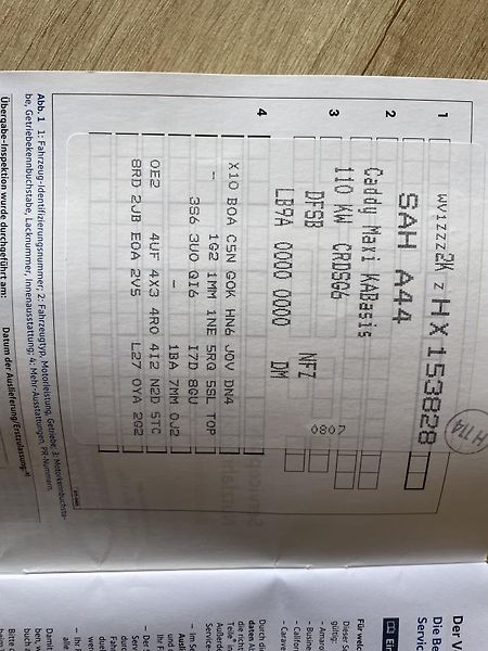 Volkswagen Caddy 2,0TDI MAXI 110kW Serviska - fotka 17 z 25
