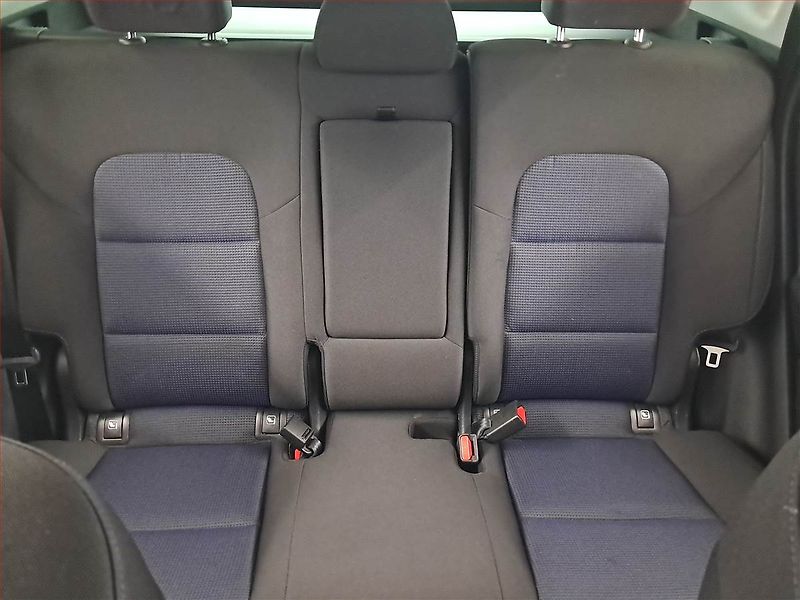 Hyundai Tucson (2016) 1.7 CRDi, Navi, Xenony - fotka 10 z 19