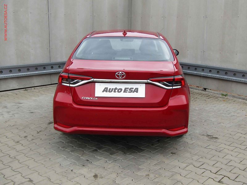 Toyota Corolla (2020) 1.6 VVT-i, ČR, Comfort, AT - fotka 5 z 19