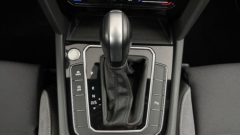 Volkswagen Passat 2.0 TDI DSG 4MOTION Alltrack - fotka 25 z 31