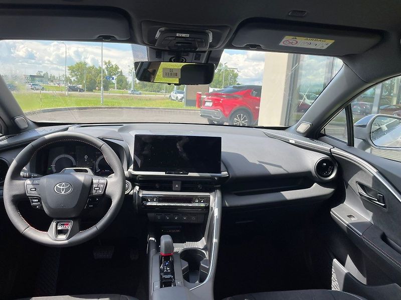 Toyota C-HR 2.0 Hybrid 4x4 GR Sport Premie - fotka 18 z 19