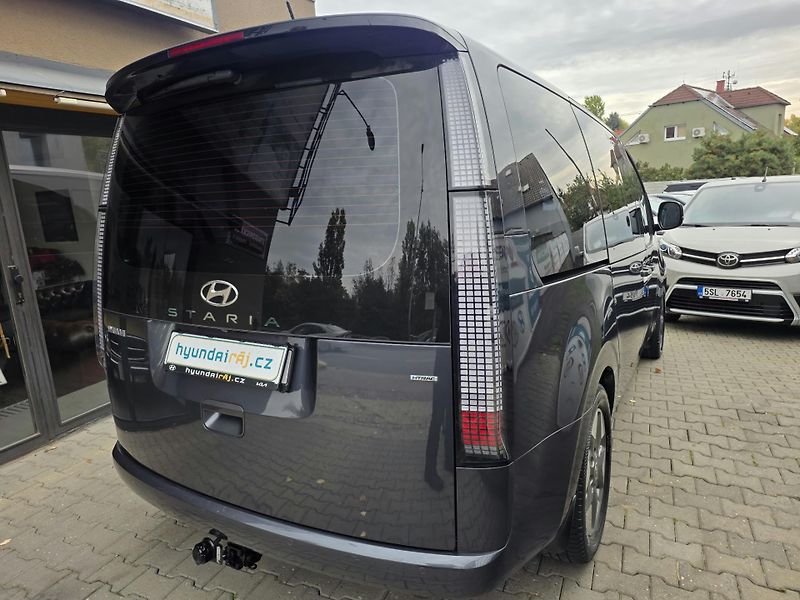 Hyundai Staria 2.2-AUTOMAT-KŮŽE-9MÍST - fotka 10 z 36