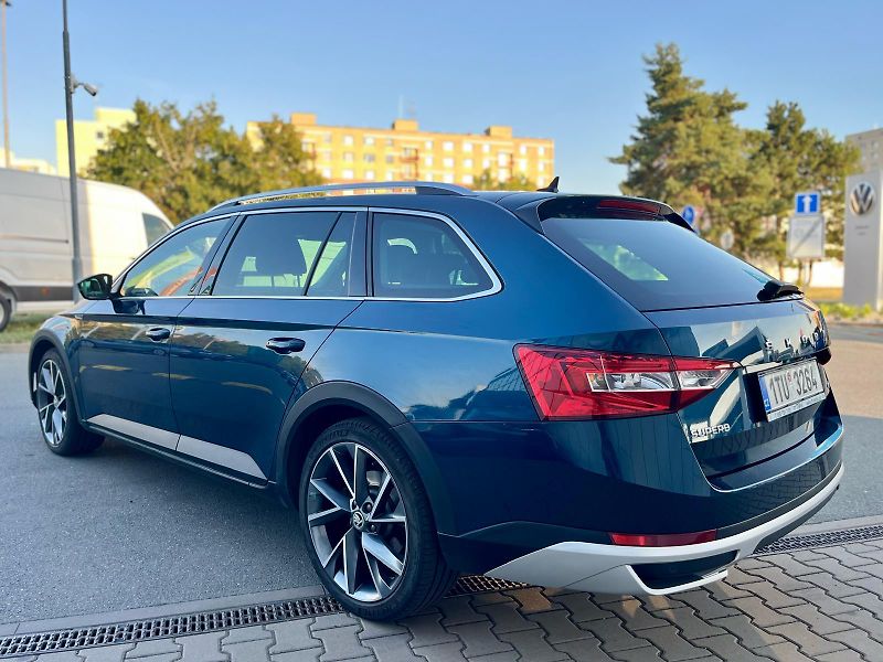 Škoda Superb (2020) 2.0 TDi Scout 4x4 DSG - fotka 4 z 19