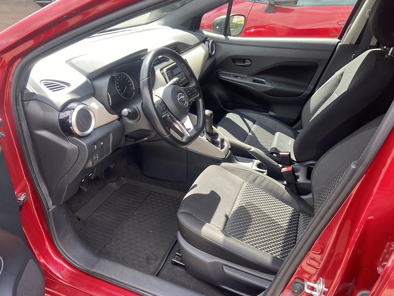 Nissan Micra 1.0 i 52 kW Visia - fotka 10 z 19