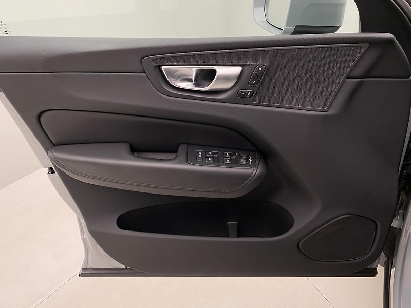 Volvo XC60 T6 AWD RECHARGE BRIGHT PLUS CZ - fotka 7 z 59
