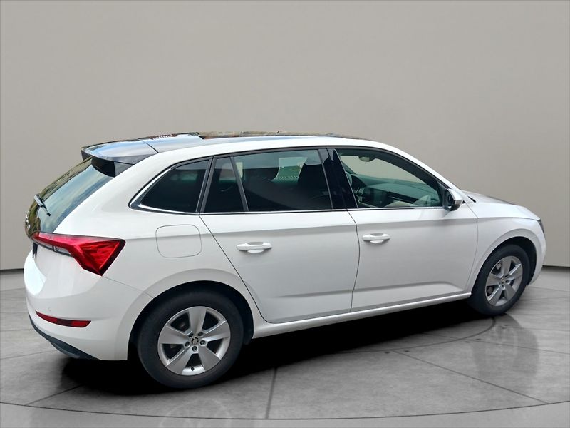 Škoda Scala 1,5 TSI 110kW DSG7, PANORAMA - fotka 7 z 24