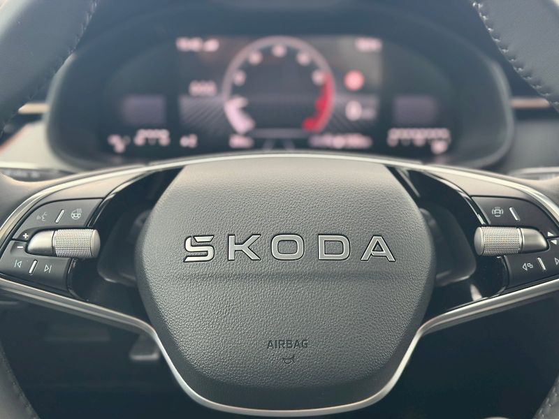 Škoda Kamiq (2026) Top Selection 1.0 TSI 85 kW - fotka 8 z 25