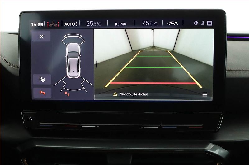 Cupra Formentor (2022) 1.5 TSI - fotka 14 z 20