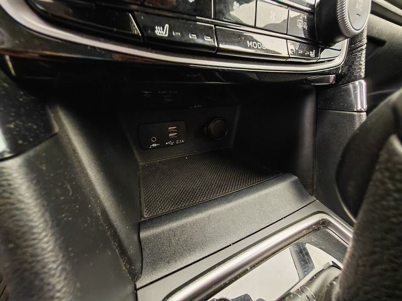 Subaru Forester 2.0 benzin - fotka 40 z 48